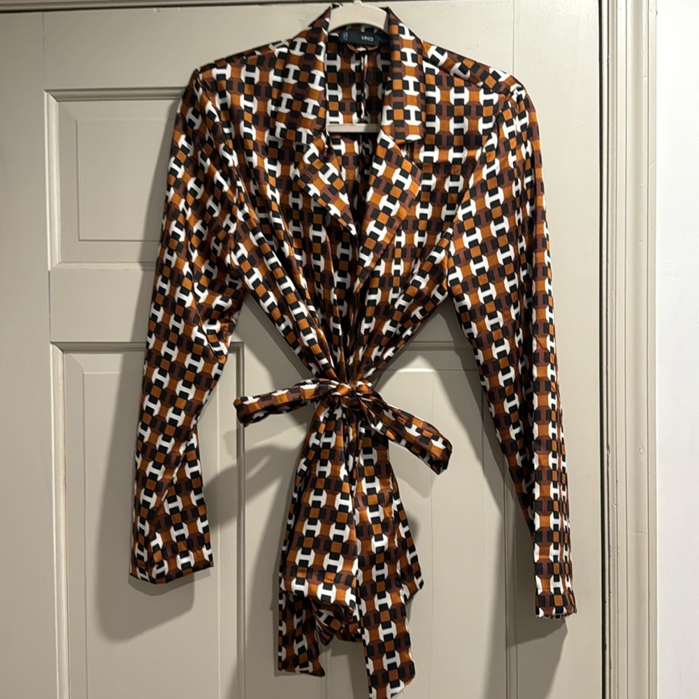 Ming silky blazer top